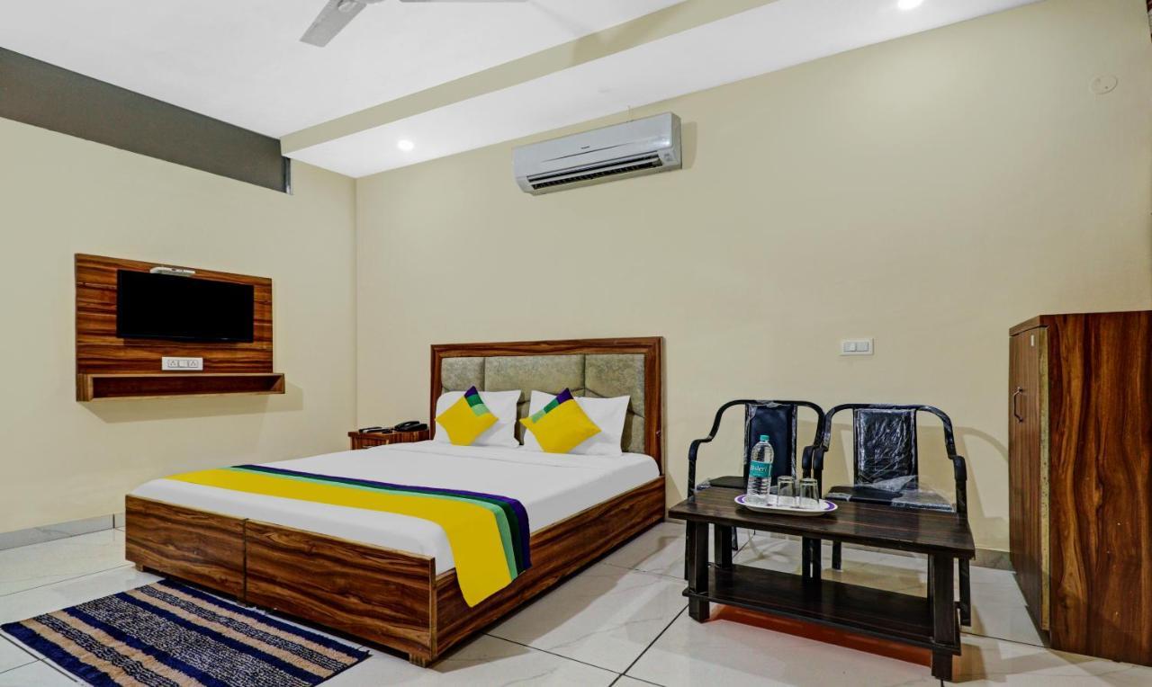 Itsy By Treebo - Sk Grand - Sector 80 Mohali Hotel Sohana Exterior photo